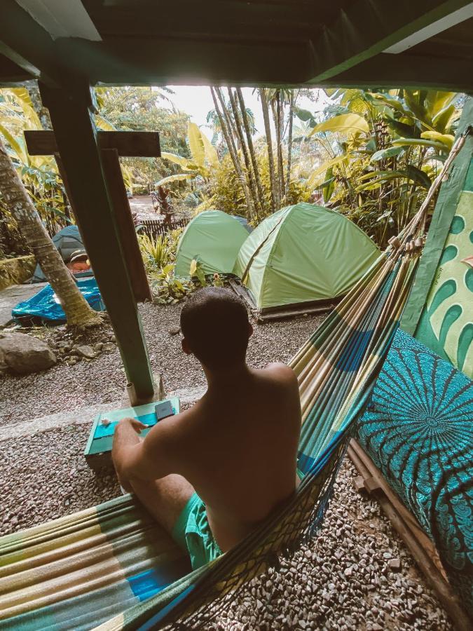 Camping Tropico De Capricornio - Ilhabela Buitenkant foto